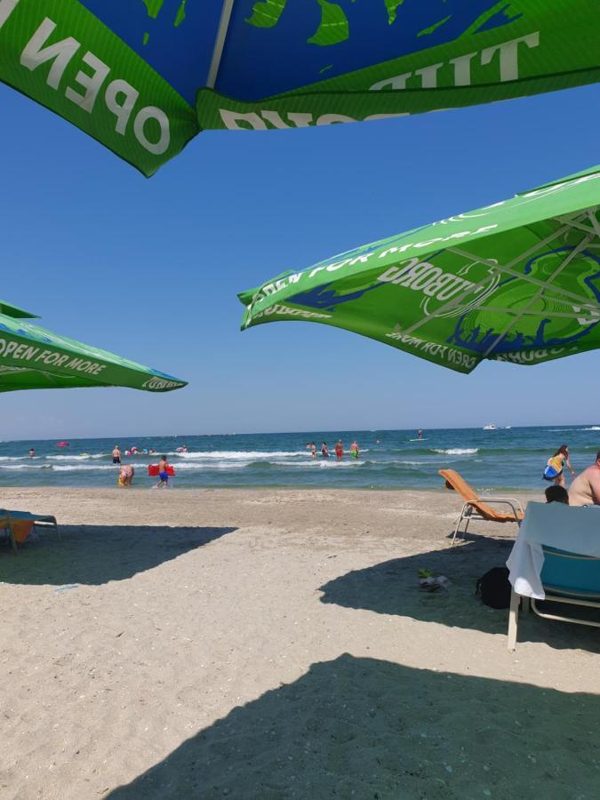Apartament Le Bonheur Mamaia Esterno foto